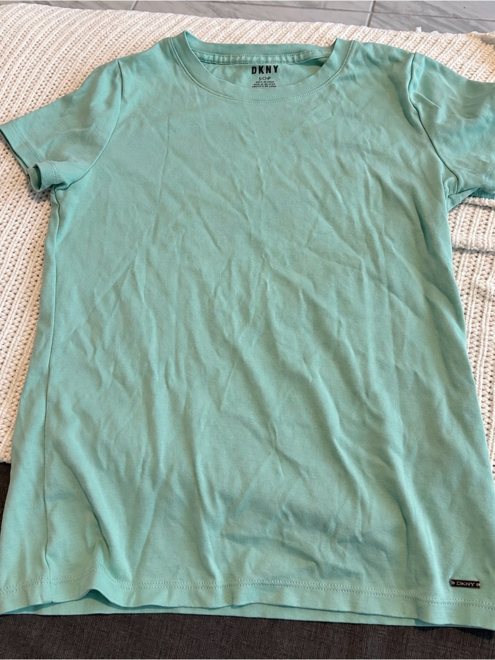 DKNY Sport Mint Green Crewneck T-Shirt – Size Small